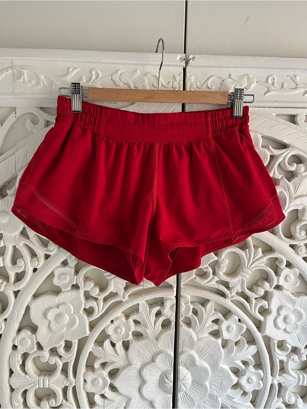 Lululemon Red Run Shorts Size 8 Built In Liner Athletic